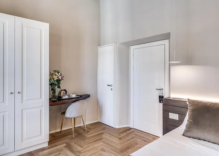 Agh Pantheon Guest house 4*