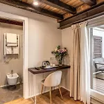 Casa de hóspedes Agh Pantheon 4*